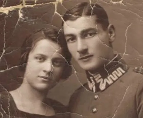 Новые возможности нейросетей: реставрация и оживление старых семейных снимков