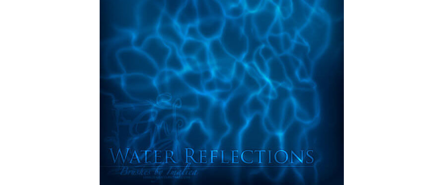 Кисти c отражениями воды